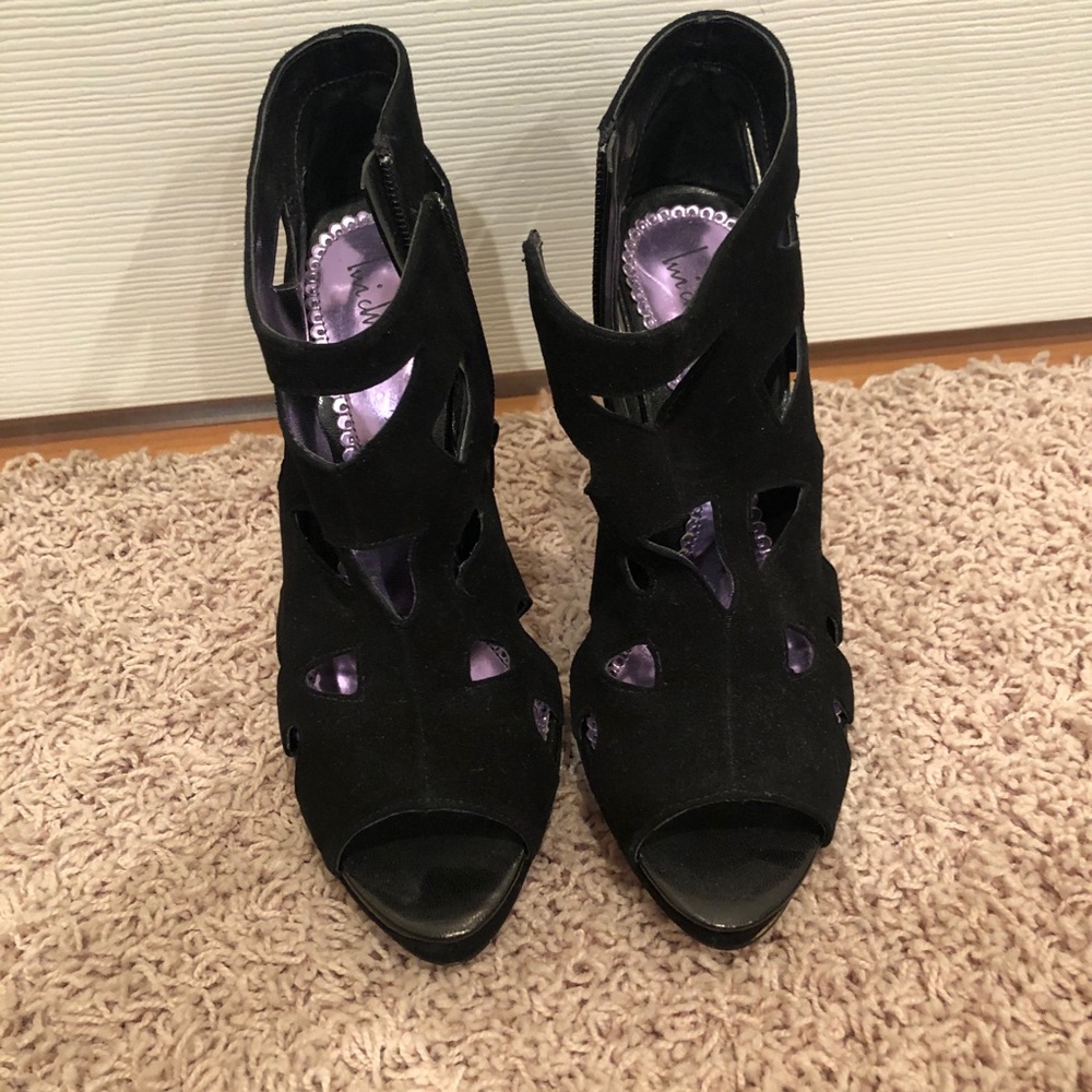 Luichiny black booties